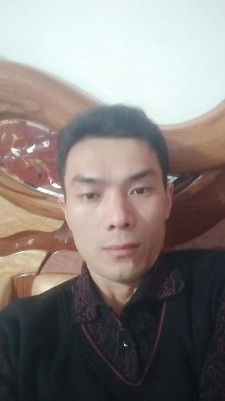 错把真心喂了狗的第四张照片--南平相亲网