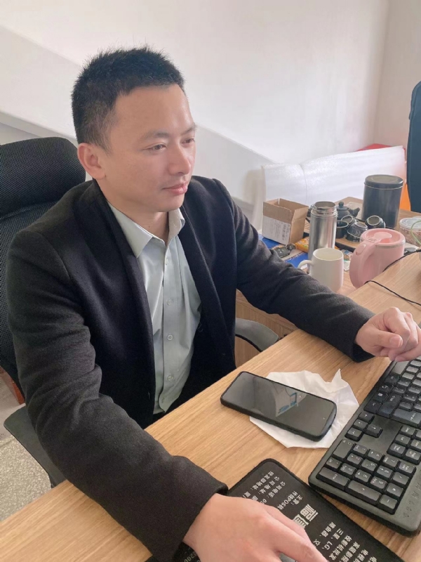 落叶知秋的第一张照片--南平相亲网