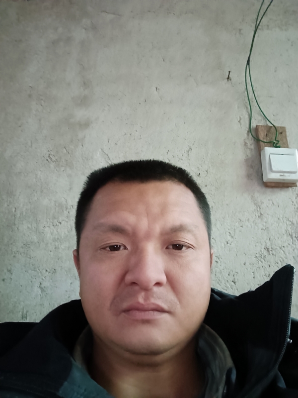 兰成龙的第四张照片--南平相亲网