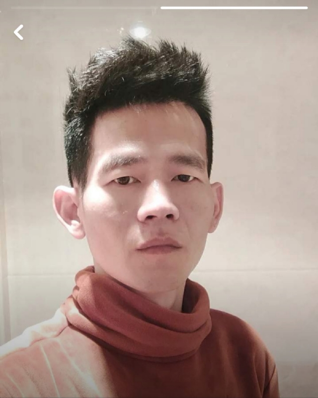白了少年头的第一张照片--南平相亲网
