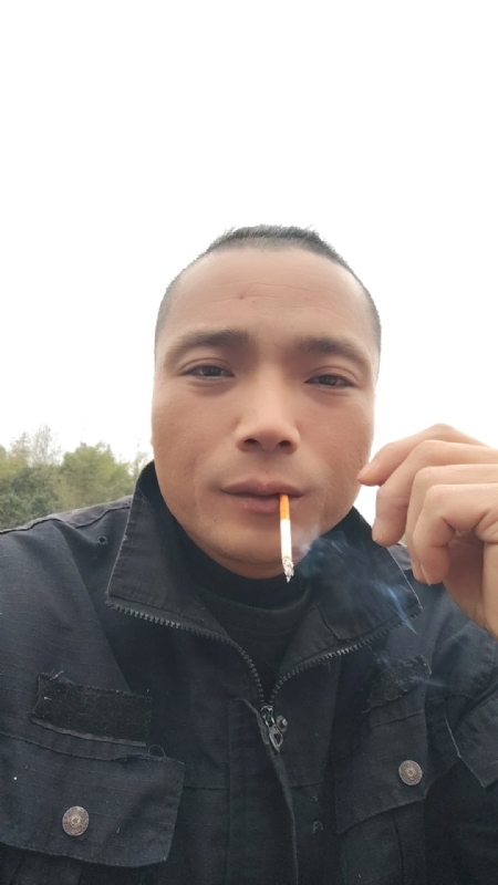 伯爵的第一张照片--南平相亲网